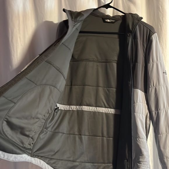 the north face light jacket - Picture 5 of 9